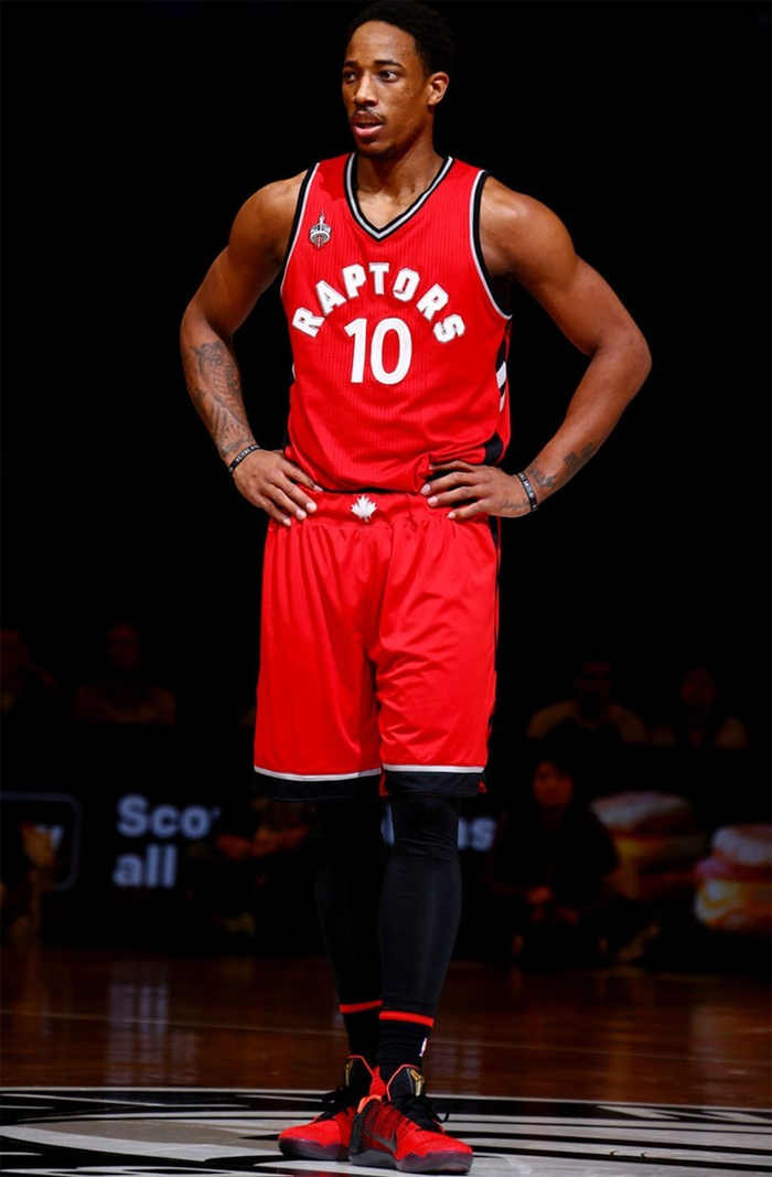 亚博app -窗口期多伦多猛龙调整名单以备社区盾；强势反弹环节打磨；球迷炸锅；身体对抗强度拉满(多伦多猛龙交易坎比)