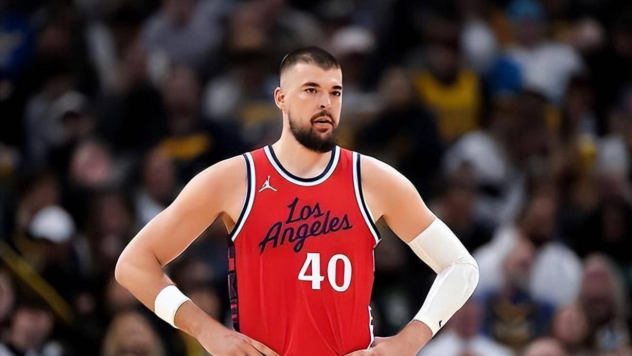 亚博娱乐入口 -包含这也行?北京首钢再遭质疑备战NBA常规赛穆雷在拜仁比赛中惊艳表现,Doinb在快船比赛中绝杀的词条